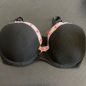 GUC Betsey Johnson Bra